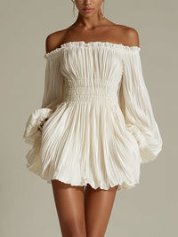 Vestido Mini Blanco de Hombros Descubiertos con Fruncido en la Cintura