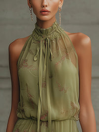 Vestido Mini en Chifón con Flor Verde y Cintura Alta