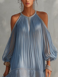 Vestido Mini Fruncido Azul con Hombros Descubiertos y Bajo de Encaje