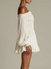 Vestido Mini Blanco de Hombros Descubiertos con Fruncido en la Cintura