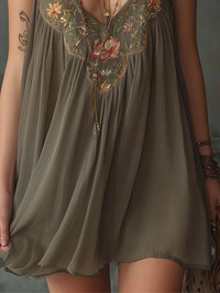 Vestido Mini Largo Gris con Estampado Floral