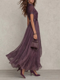 Zoe | Vestido maxi morado de gasa con escote de lágrima