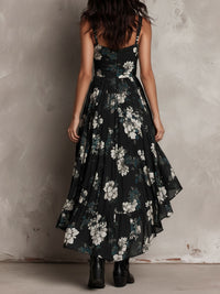 Vestido maxi negro sin tirantes de largo irregular con estampado floral bohemio