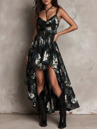 Vestido maxi negro sin tirantes de largo irregular con estampado floral bohemio