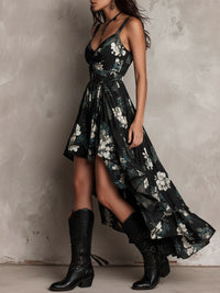 Vestido maxi negro sin tirantes de largo irregular con estampado floral bohemio