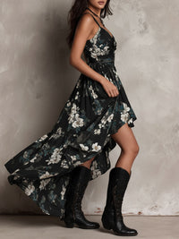 Vestido maxi negro sin tirantes de largo irregular con estampado floral bohemio