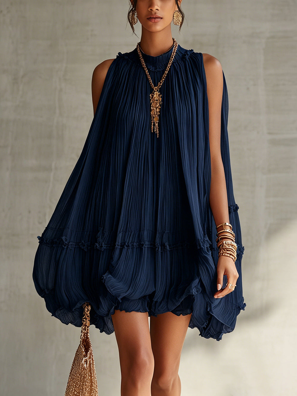 Vestido Mini de Volantes en Chifón con Cuello Halter Azul Marino