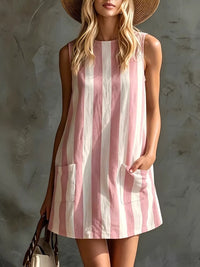 Vestido Mini Sin Mangas de Rayas con Cuello Redondo
