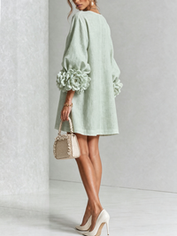 Delia | Minivestido de Mezcla de Lino con Puños de Rosa, Verde Salvia