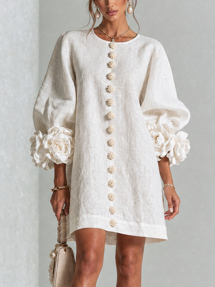 Chiara | Minivestido de Mezcla de Lino con Puños de Rosa, Blanco
