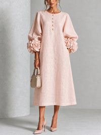 Eglantina | Vestido midi floral rosa con botones y mangas con detalle