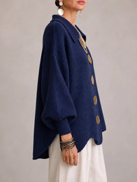 Milena | Cárdigan Oversize Canalé con Bajo Festoneado, Azul Marino