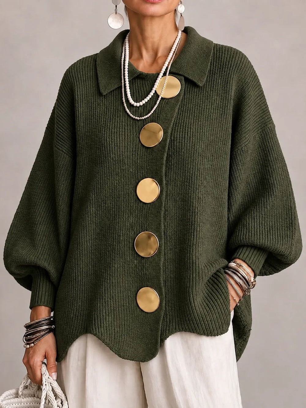 Elvira | Cárdigan Oversize Canalé con Bajo Festoneado, Verde Oliva