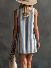 Vestido Mini Sin Mangas de Rayas con Cuello Redondo
