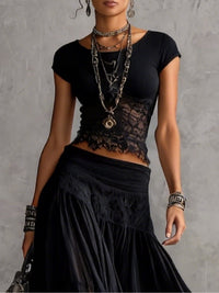 Set Top in Pizzo Nero Trasparente e Gonna Maxi Plissettata