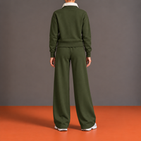 Diamante | Conjunto con Media Cremallera, Inserto en V y Pantalón Ancho