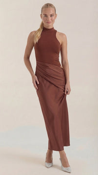 Maxi Vestido Hester con Cuello Alto